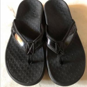 Vionic Black Flip Flop